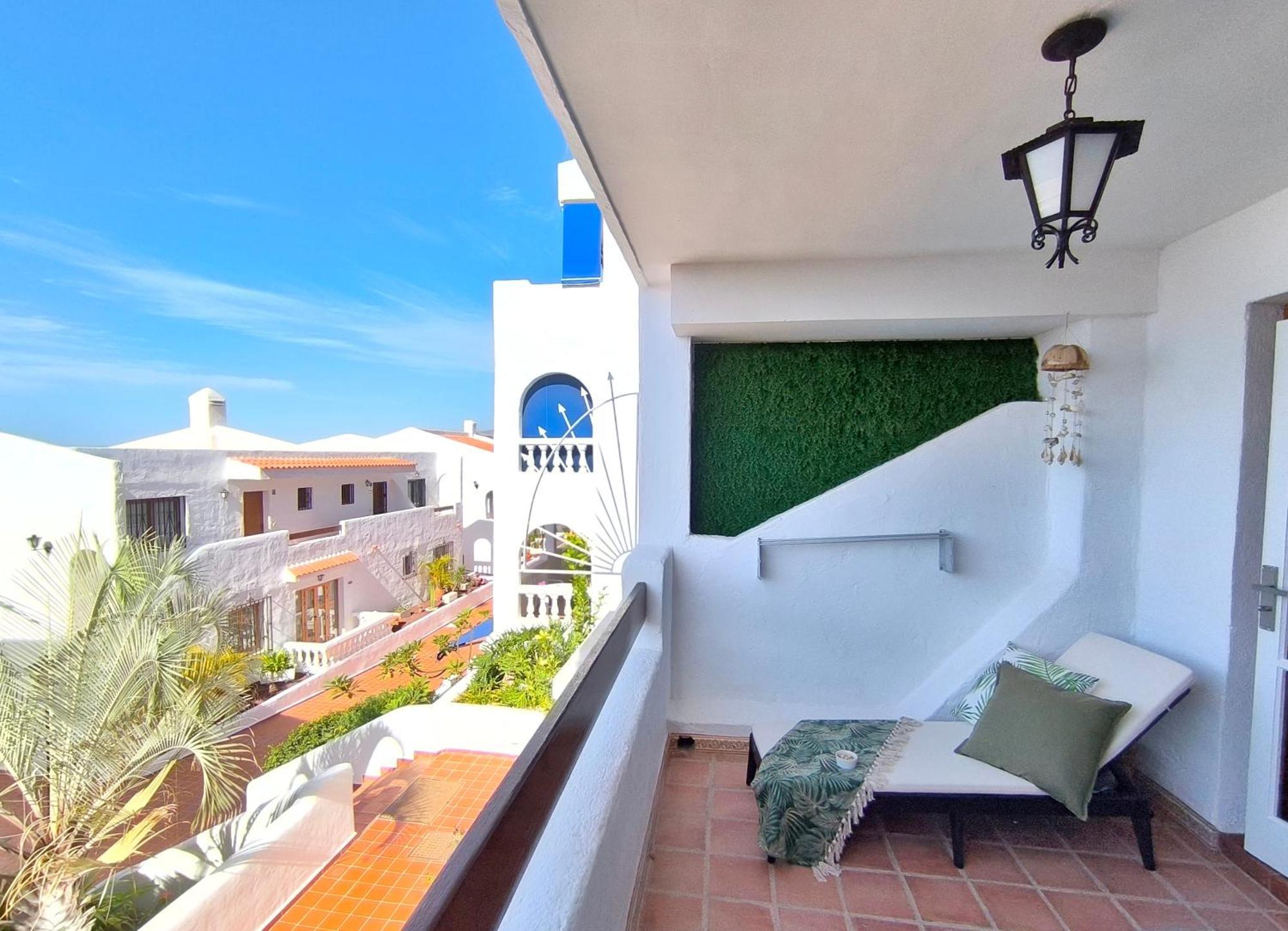 Sunlit Isle - Heated Pool, Fibre Net, Cristianos Apartment Los Cristianos (Tenerife)