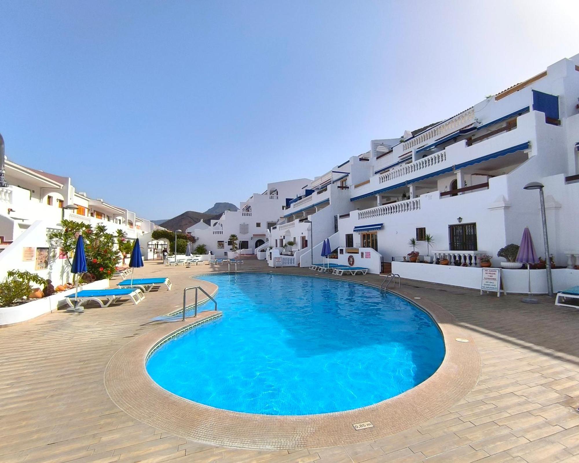 Sunlit Isle - Heated Pool, Fibre Net, Cristianos *